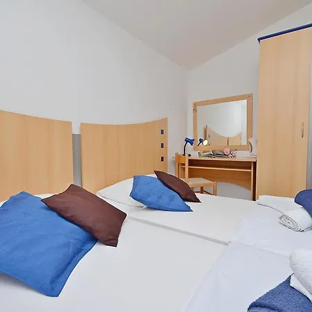 Mira Apartment