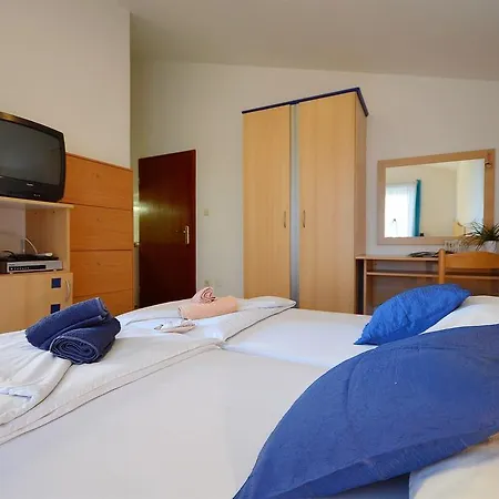 Apartment Mira