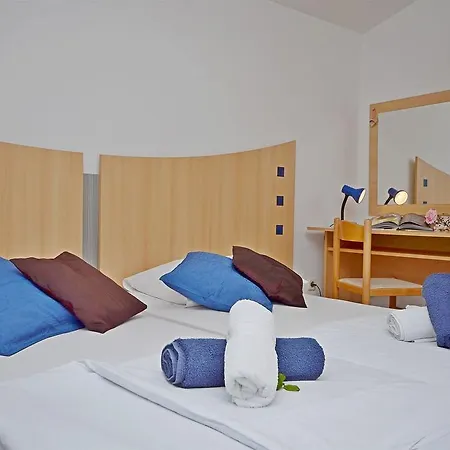 Apartment Mira