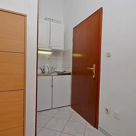 Mira דירה Tribalj