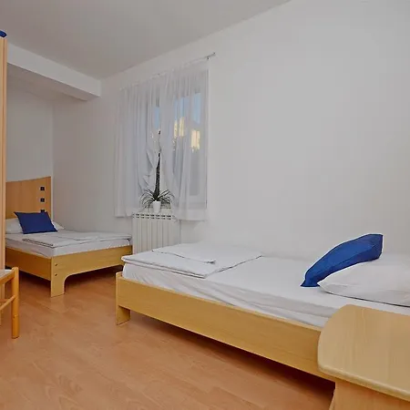 Apartment Mira