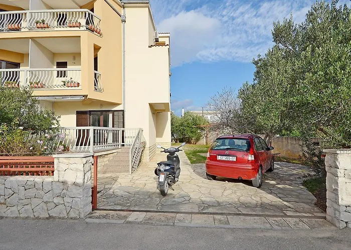 Apartament Mira